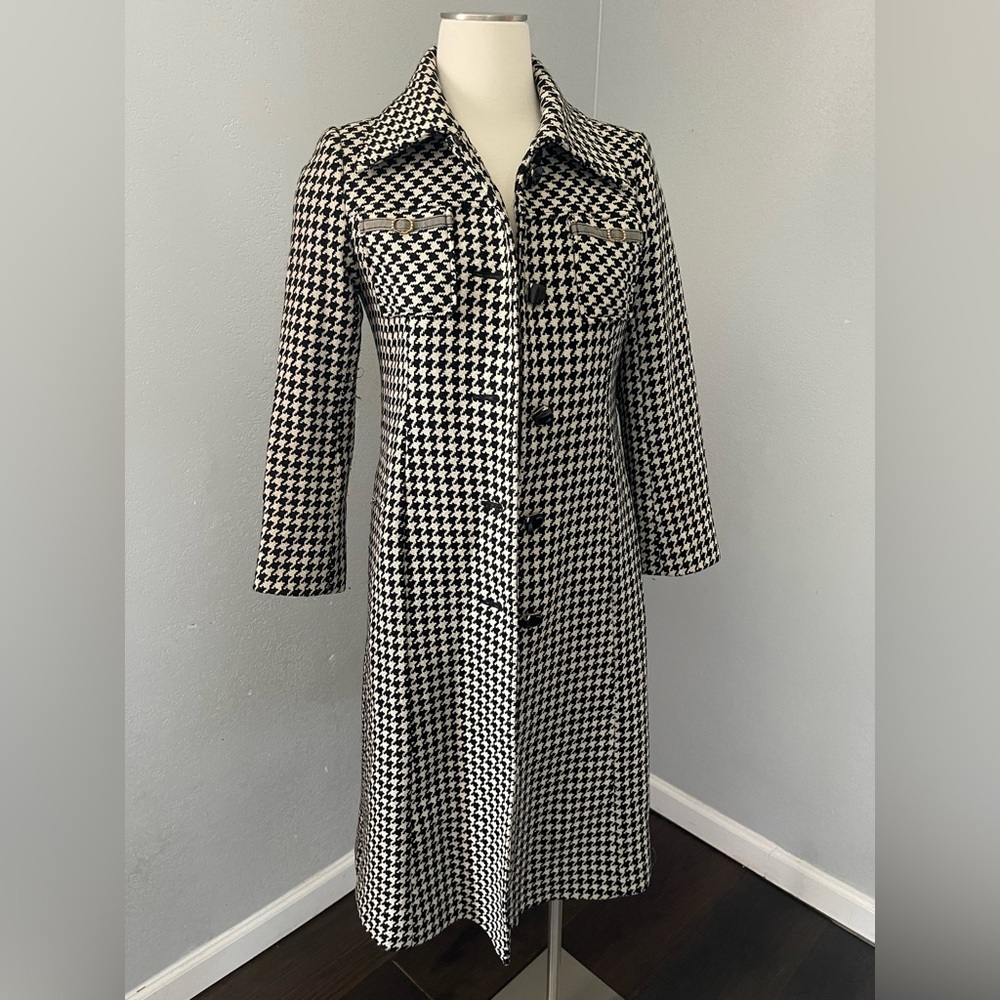 Coat‎ Size XS